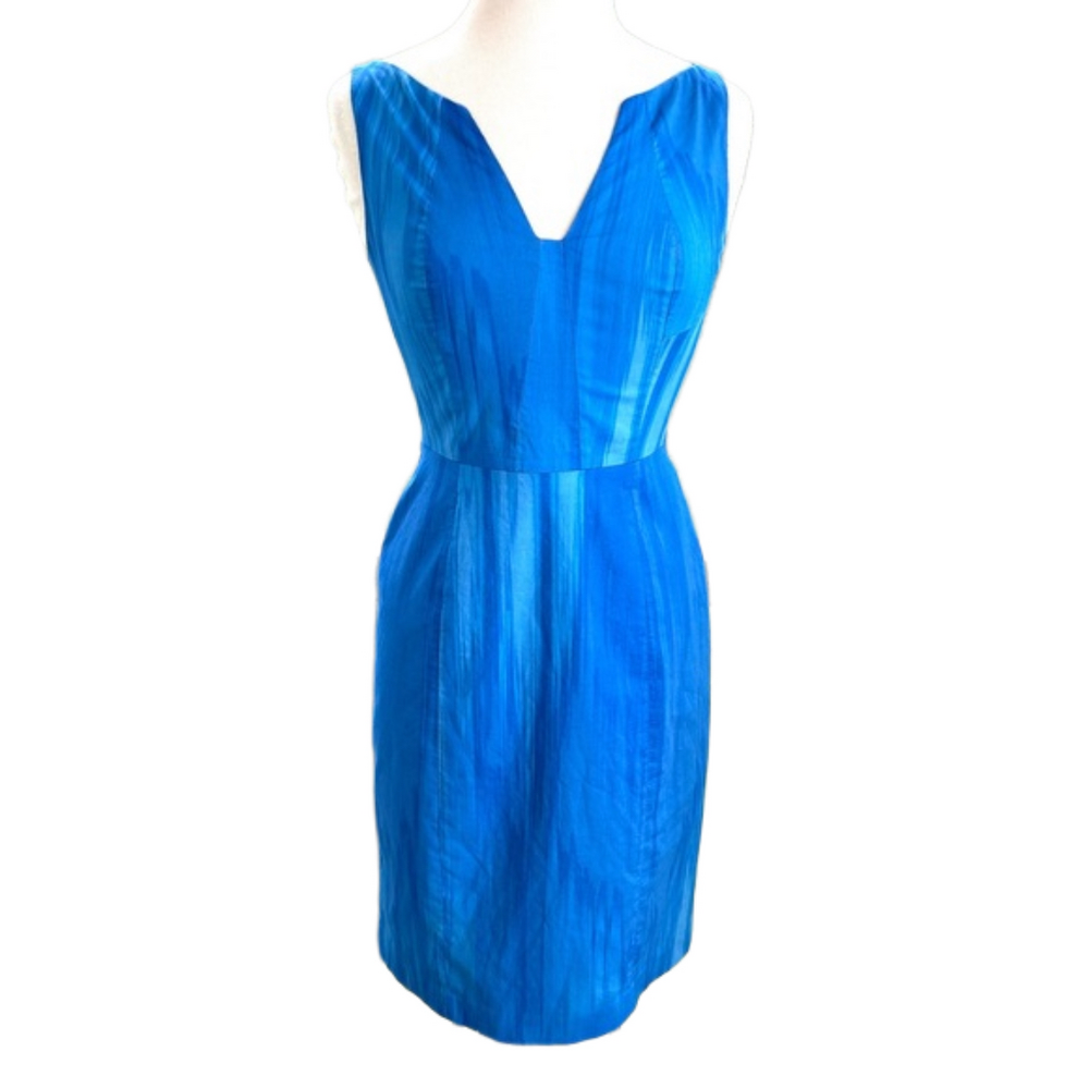 Tahari Notched V-Neck Blue Size 4 Dress Sleeveless Lined Sheath Dress - Picture 1 of 11